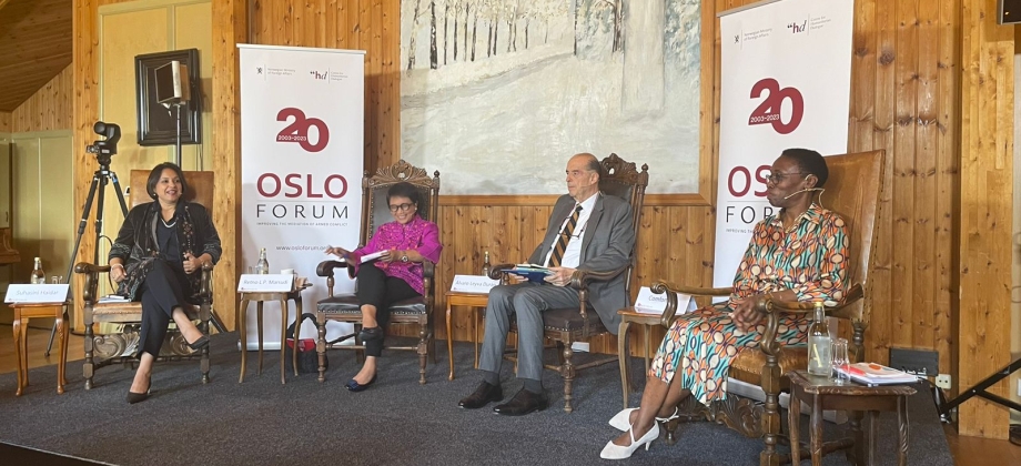 En foro de Oslo, Canciller Álvaro Leyva presentó la política de Paz Total del Presidente Petro, “más allá de las fronteras”