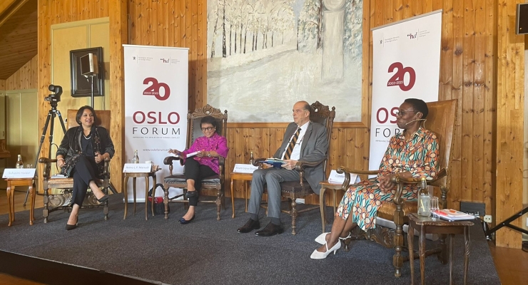 En foro de Oslo, Canciller Álvaro Leyva presentó la política de Paz Total del Presidente Petro, “más allá de las fronteras”
